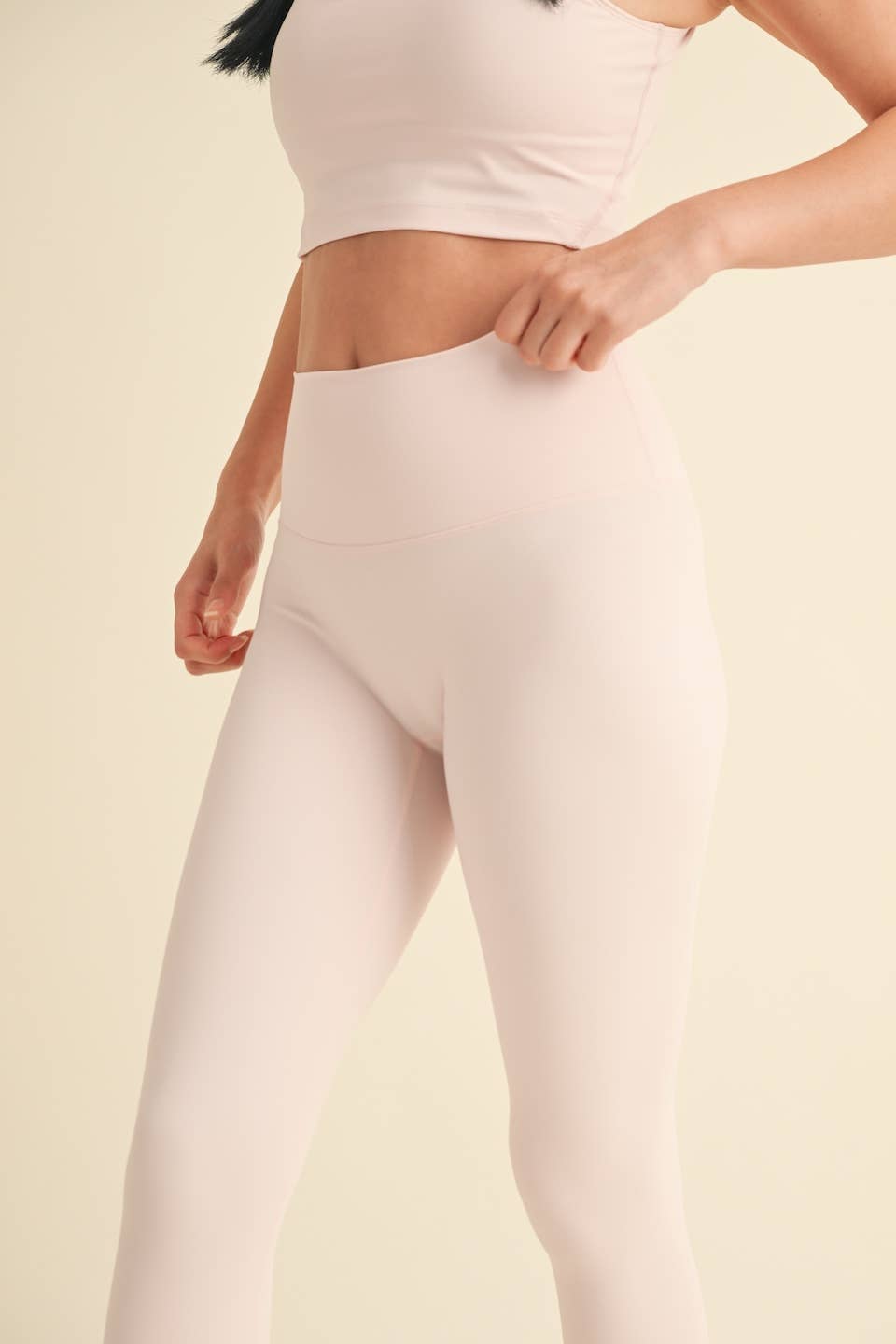 Aligned Performance High-Rise Leggings 2.0: Black / M