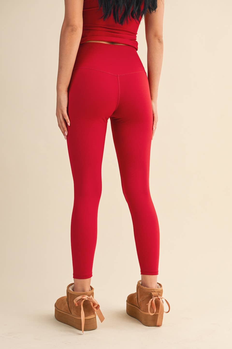 Aligned Performance High-Rise Leggings 2.0: Black / S